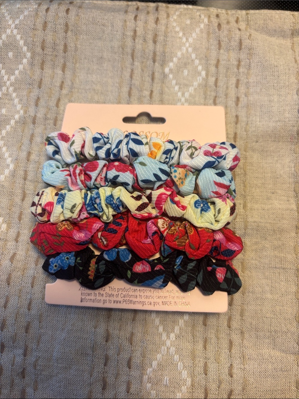 Floral & Patterned Scrunchie Set – Multi Color - Picture 4 of 5